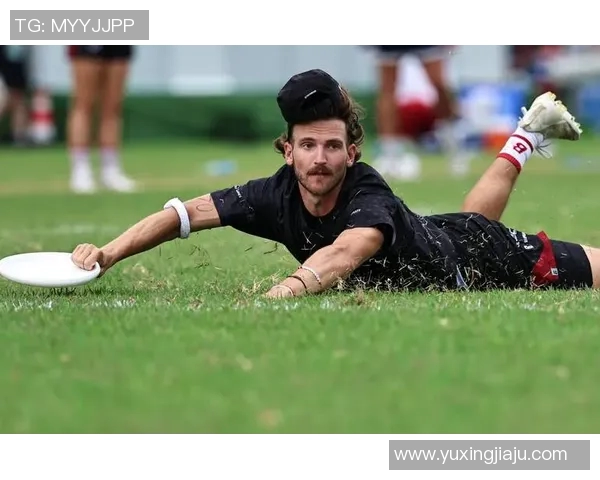 飞盘运动的魅力成都飞盘队展现灵活性与团队精神的完美结合